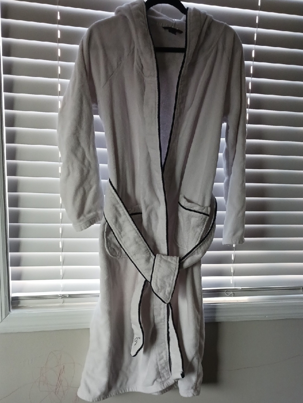 Victoria's Secret Hooded Terry Robe Long White XS / S